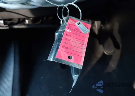 2024 Toyota Corolla Cross Xle from USA, damaged, VIN 7MUDAABG7RV081688